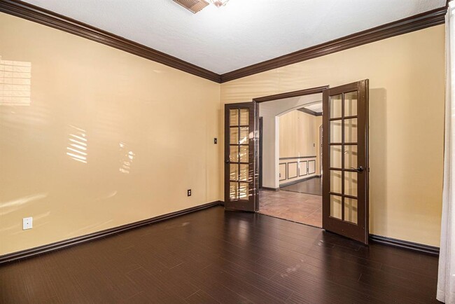 Building Photo - 4508 Biscayne Bend Ln