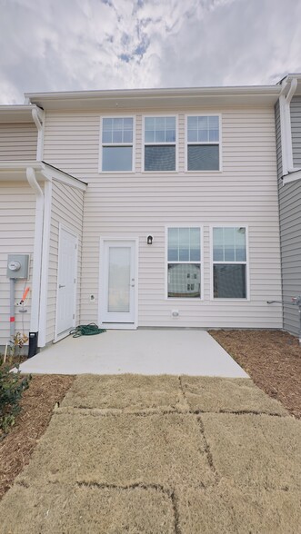 Building Photo - 21 Lavender Ln