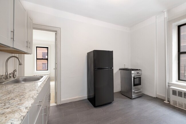 Building Photo - 34 Ludlow Street