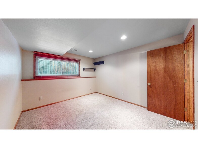 Building Photo - 2466 Sunstone Dr