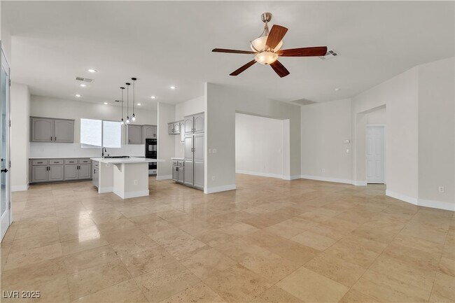 Building Photo - 11621 La Mirago Pl