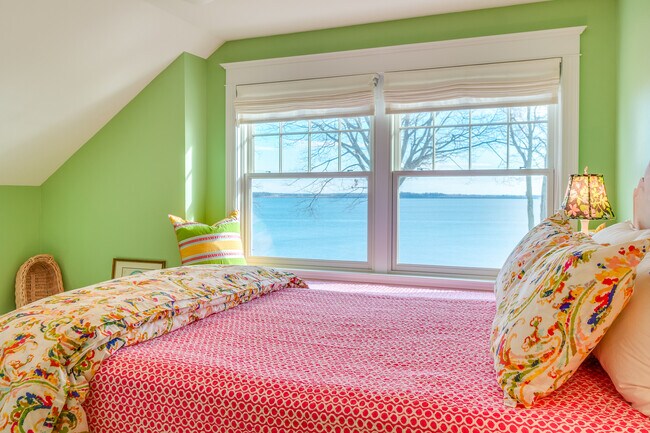 Building Photo - 14 Artist Point Rd