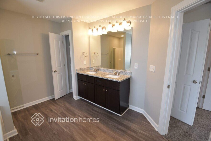 Building Photo - 549 Meredith Court