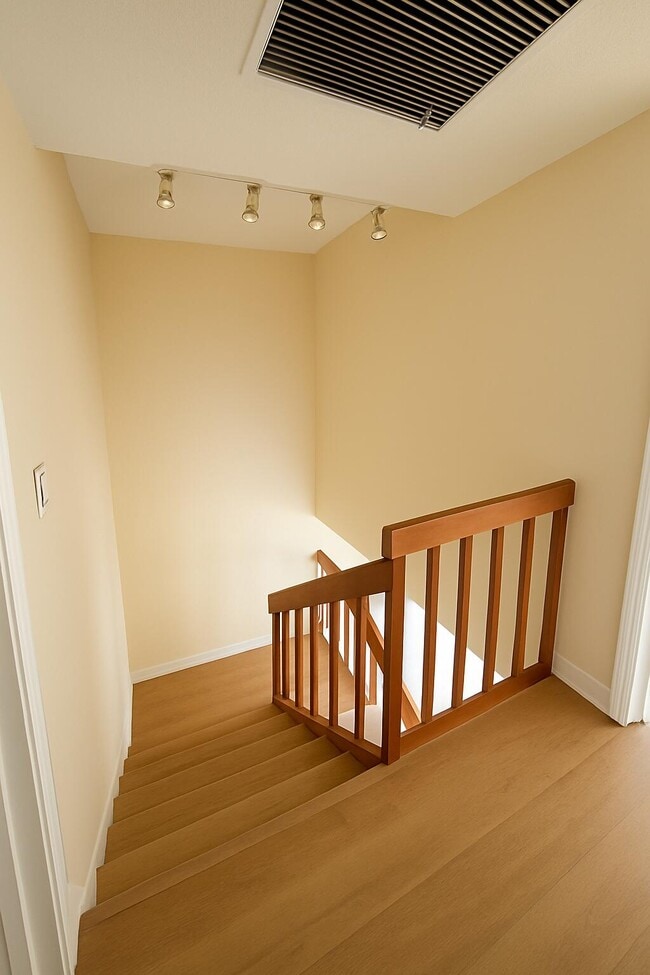 Building Photo - 238 Lake Arbor Dr