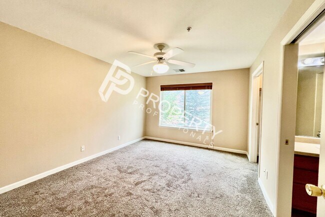 Building Photo - 796 Castle Valley Blvd