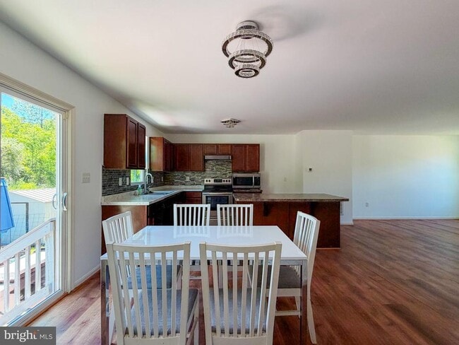 Building Photo - 18133 Scenic Creek Ln