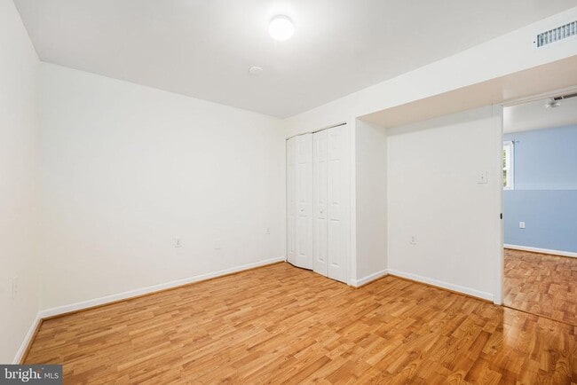 Building Photo - 11821 Sinclair Ln
