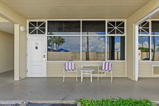 Building Photo - 611 Destiny Dr