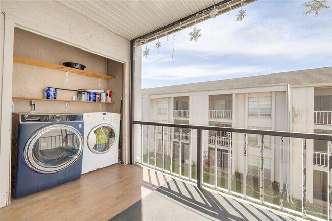 Building Photo - 2625 FL-590