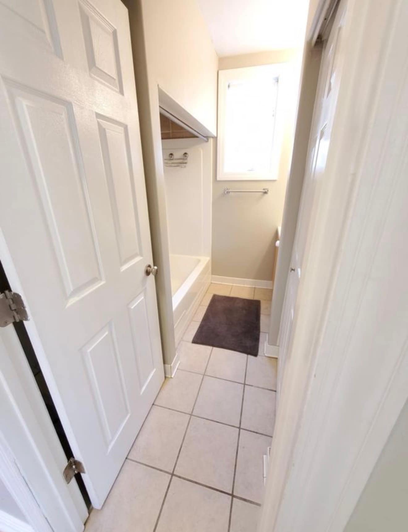 Building Photo - 5638 W Lawrence Ave