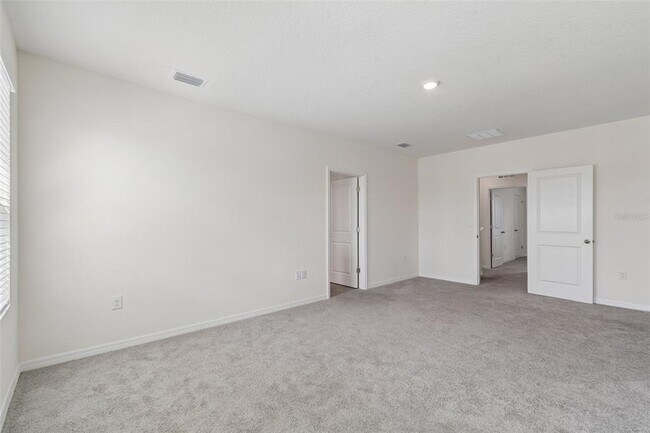 Building Photo - 8454 Ender Hls Dr