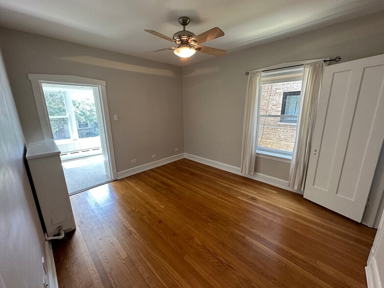 Second Bedroom (11.5 x 13 ft) with Sun Room/Office - 2733 W Ainslie St