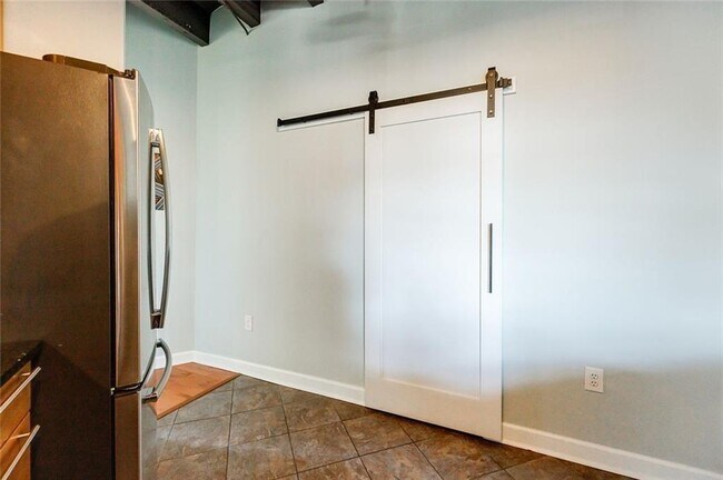 Building Photo - 878 Peachtree St NE