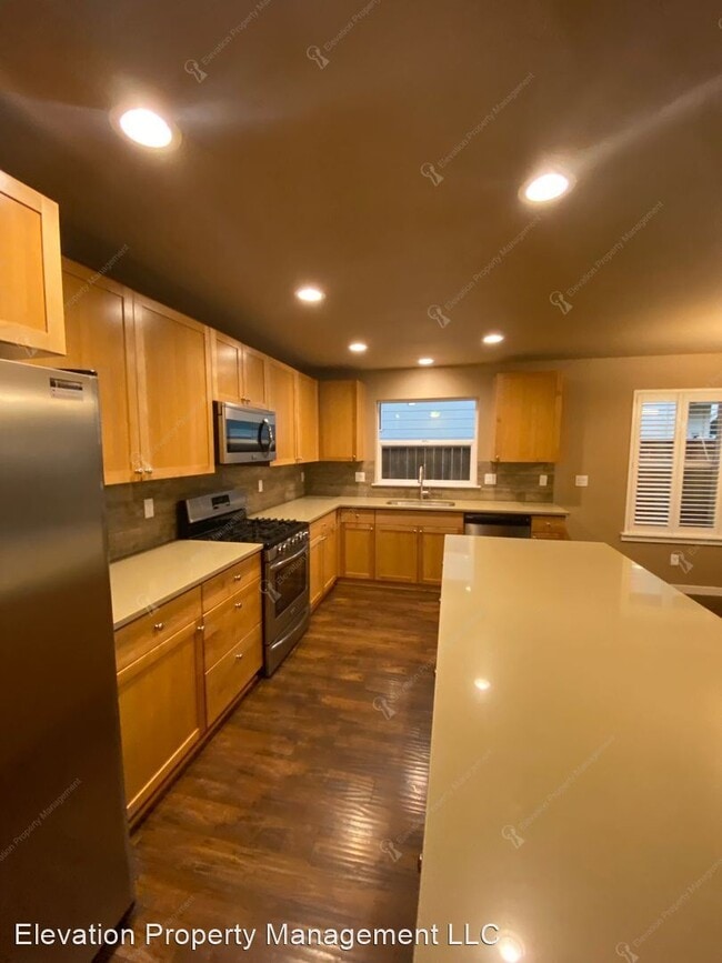 Building Photo - 3 br, 2 bath House - 20778 SE Hollis Ln