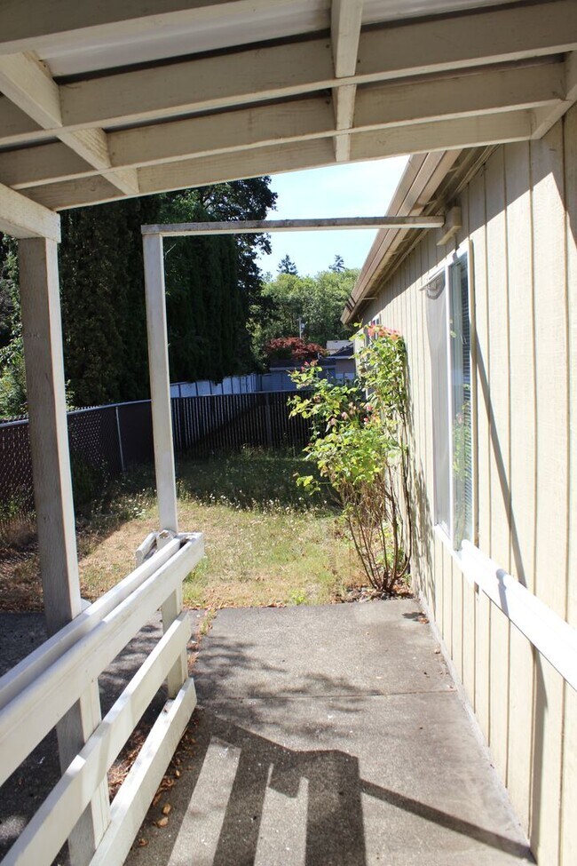 Building Photo - Adult Foster Care Home
