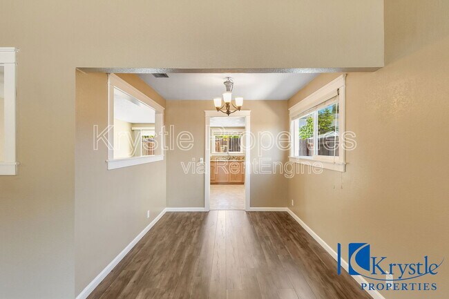 Building Photo - 225 Millbrook Way