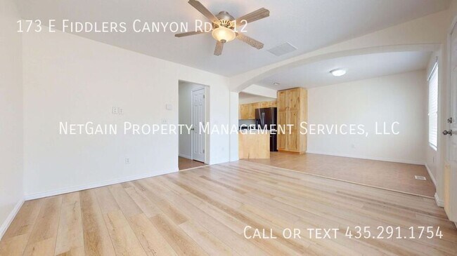 Building Photo - 173 E Fiddlers Canyon Rd