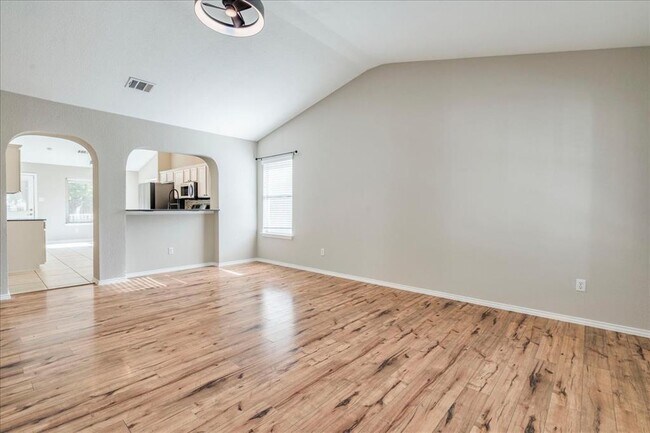 Building Photo - 175 Wetzel
