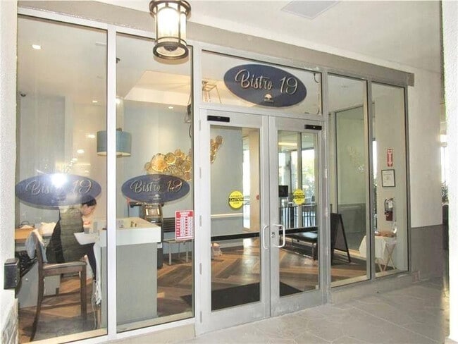 Building Photo - 4301 Martinique Cir