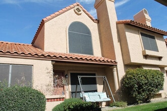 Building Photo - 4901 E Kelton Ln