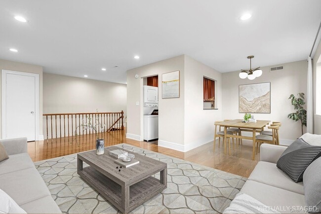 Building Photo - 140 McGlynn Pl