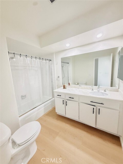Building Photo - 27939 Ridgebrook Ct