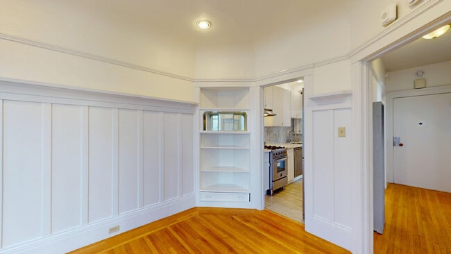 Building Photo - 1046 Mason St