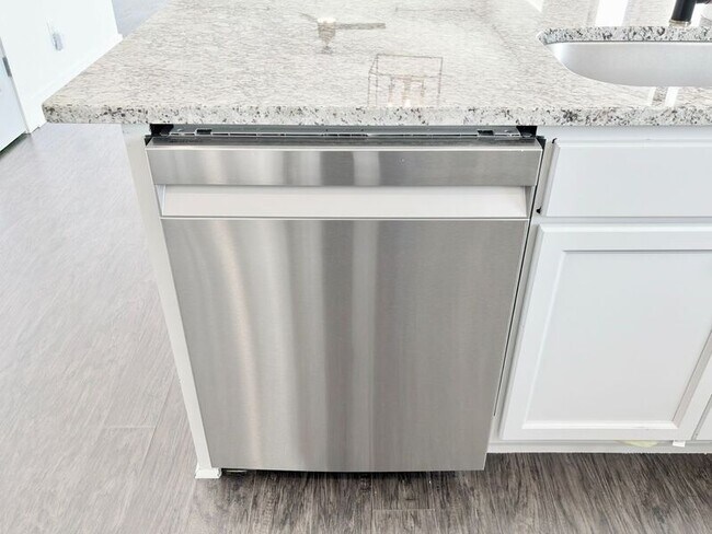 Building Photo - 211 Crooked Cedar Way