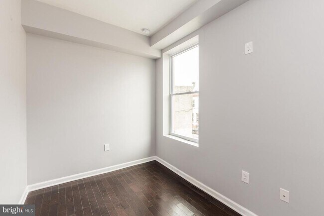 Building Photo - 1626 N 25th St
