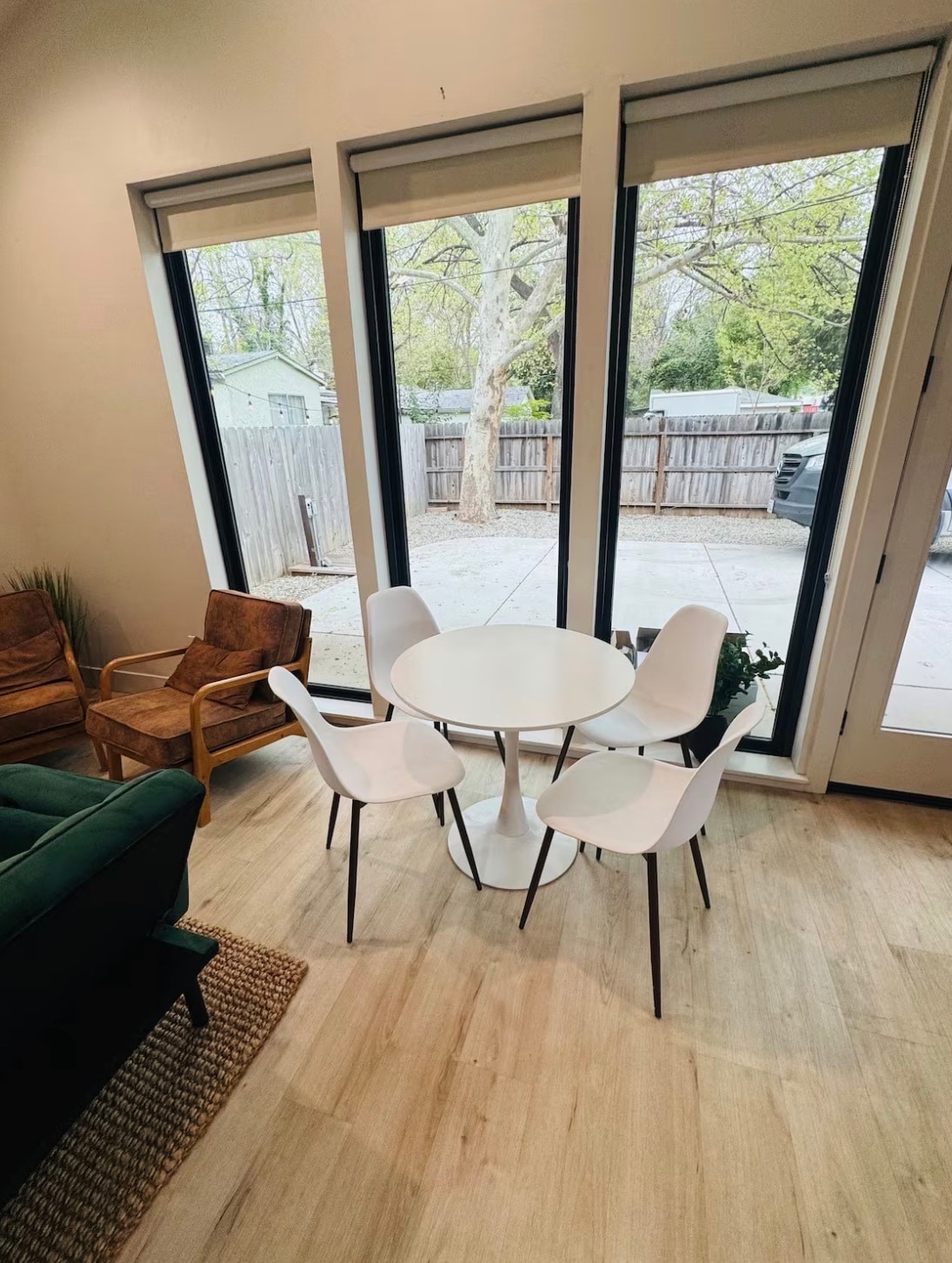 Building Photo - 717 Loma St