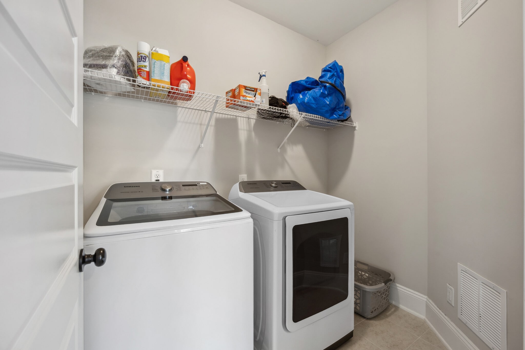 Building Photo - 405 Gilpin Way