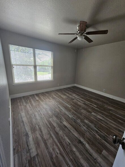 Building Photo - 316 Cordero Dr