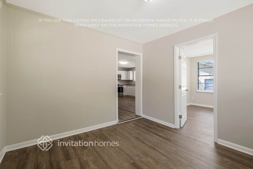 Building Photo - 1172 Denaud St