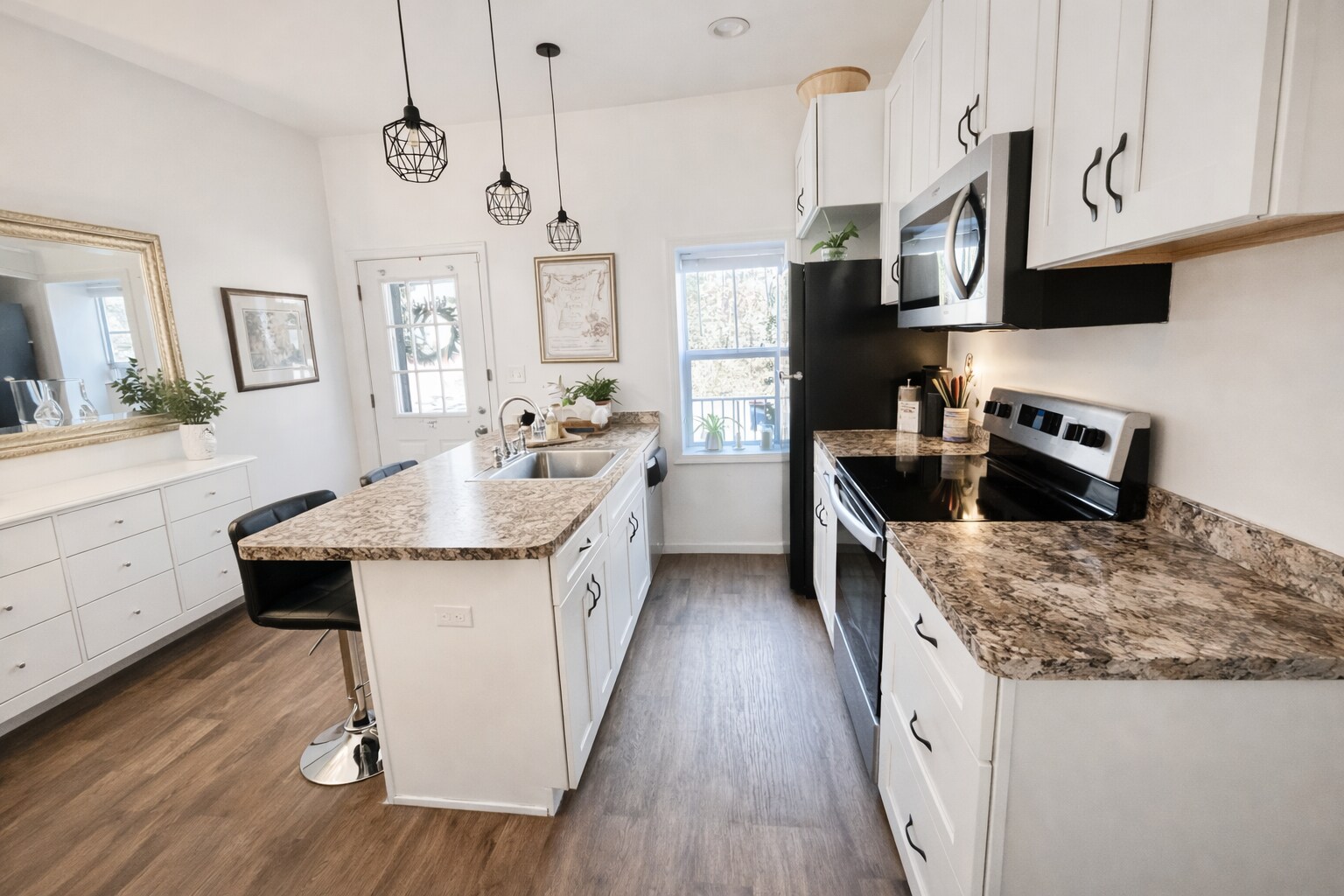 Kitchen - 18417 York Rd