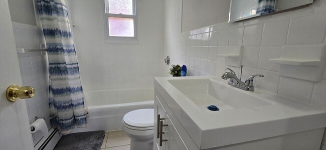 Building Photo - 131 Madison Ave