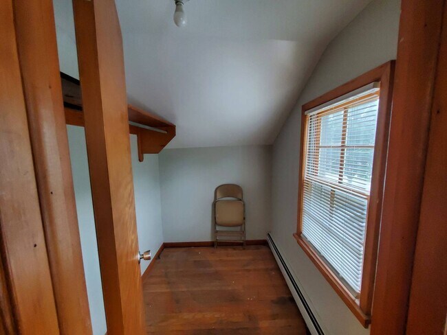 Building Photo - 5451 Summit Rd