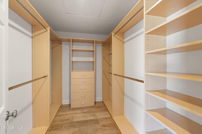 Building Photo - 5442 Alfonso Dr