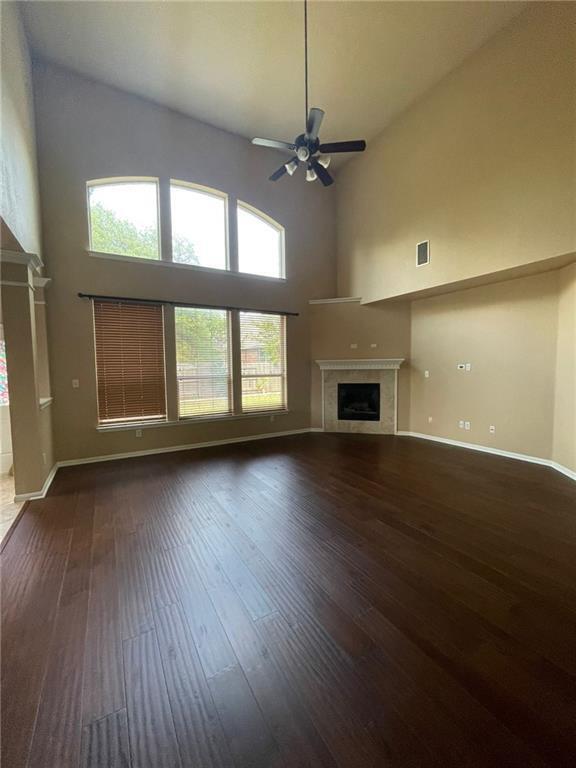 Building Photo - 704 S Frontier Ln