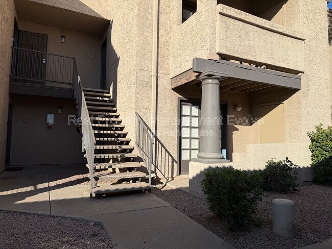 Building Photo - 5995 N 78th St