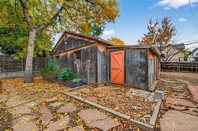 Building Photo - 5519 S Greenwood St