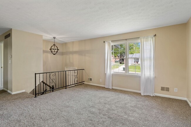 Building Photo - 12506 Live Oak Drive