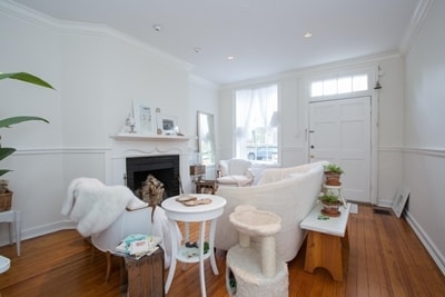 Building Photo - 137 S Fairfax St