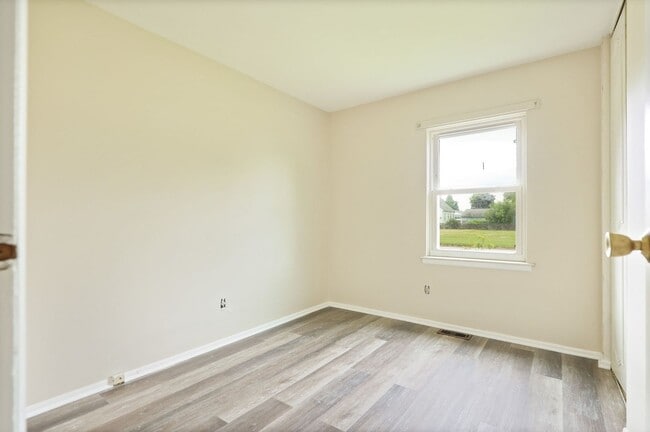 Building Photo - You won't want to miss this home