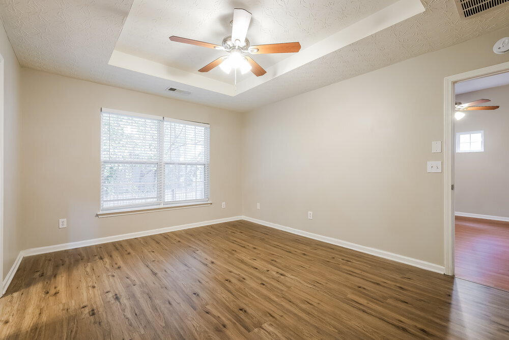 Building Photo - 533 Arrowhead Dr