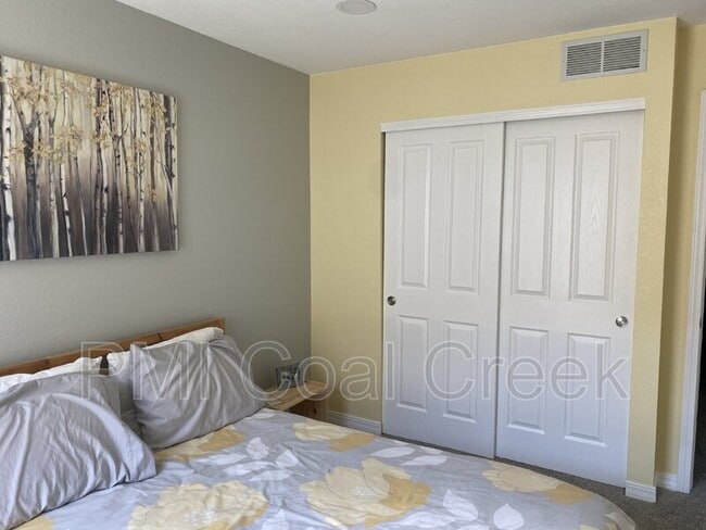 Building Photo - 13900 Lake Song Ln