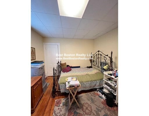 Building Photo - 2 Gilson Terrace