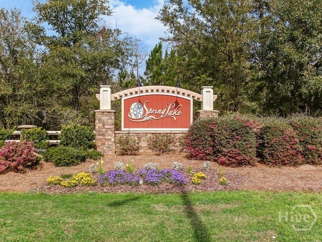 Building Photo - 83 Crystal Lake Dr