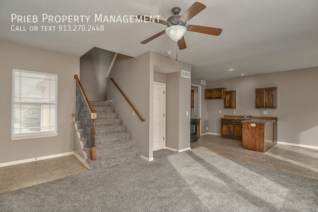 Building Photo - 2172 W Forest Dr