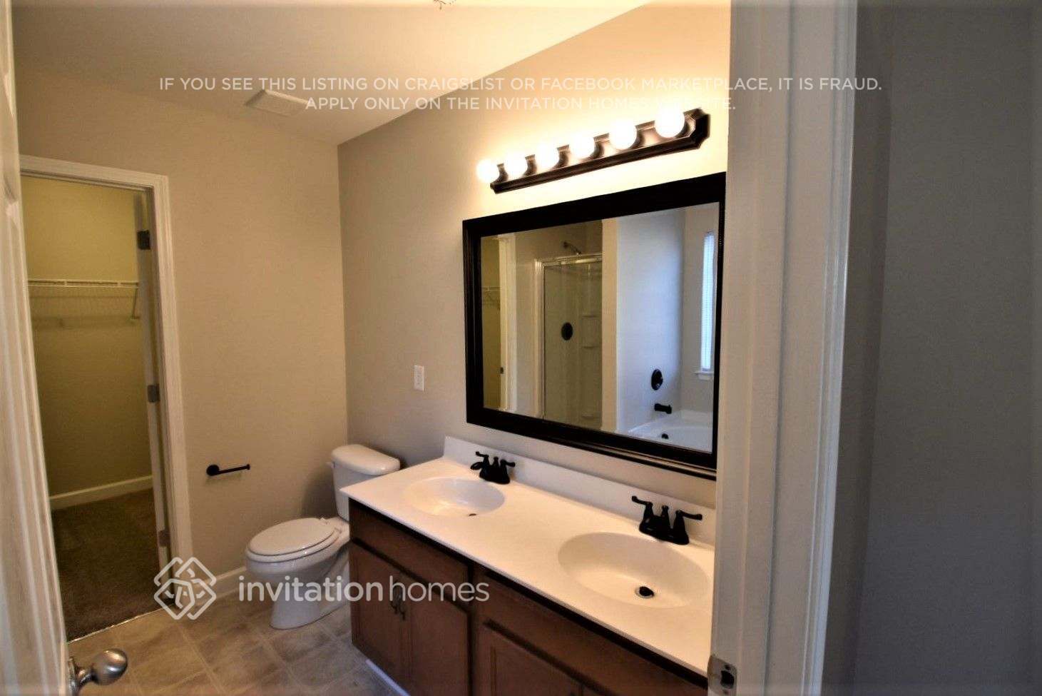 Building Photo - 4193 Broadstairs Dr SW