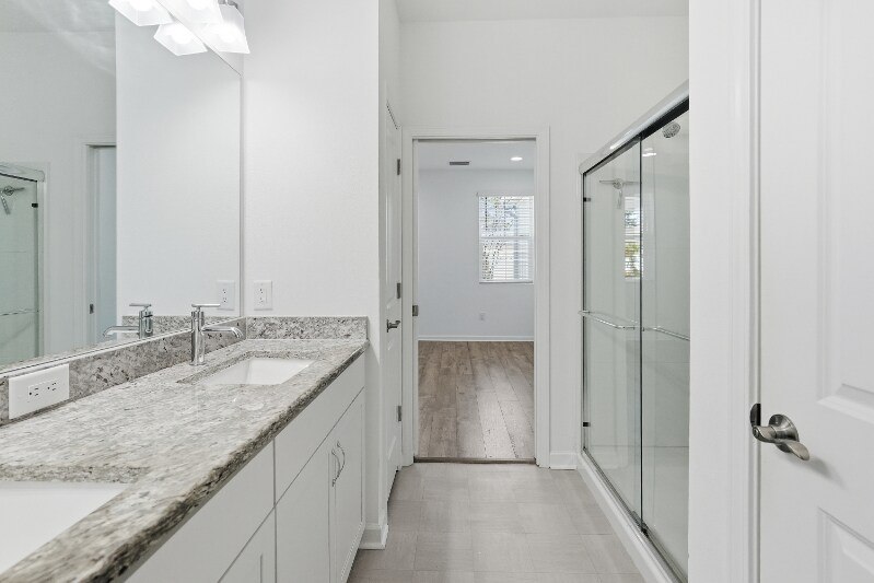 Building Photo - 8632 Tropics Ave